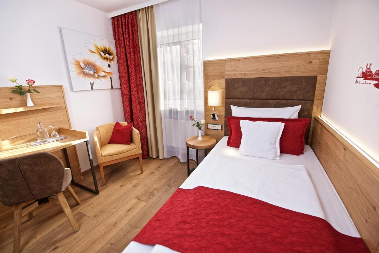 Park Hotel Laim Munich Exterior photo