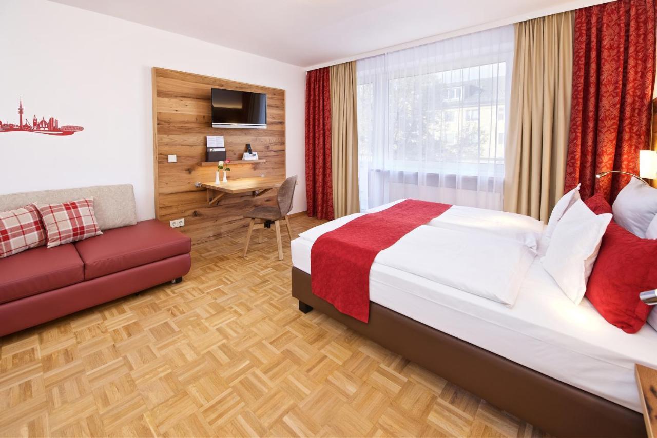 Park Hotel Laim Munich Exterior photo
