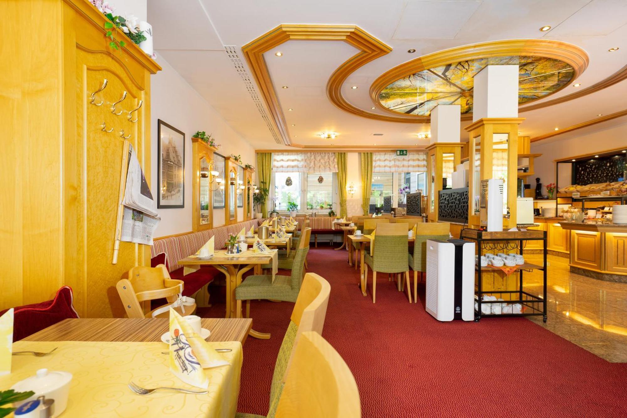 Park Hotel Laim Munich Exterior photo
