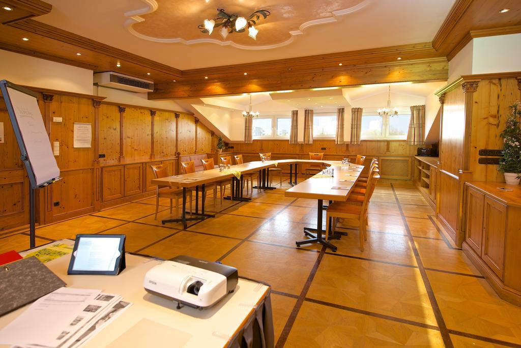 Park Hotel Laim Munich Exterior photo
