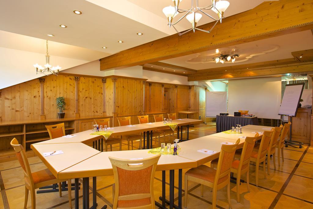 Park Hotel Laim Munich Exterior photo