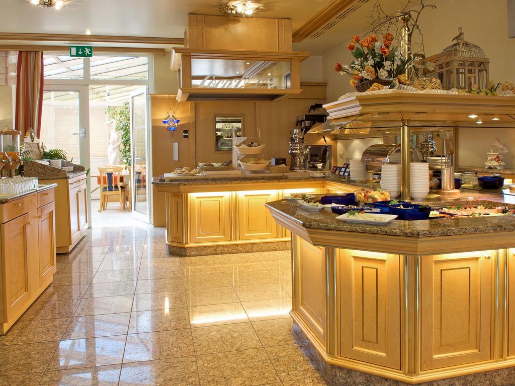 Park Hotel Laim Munich Exterior photo